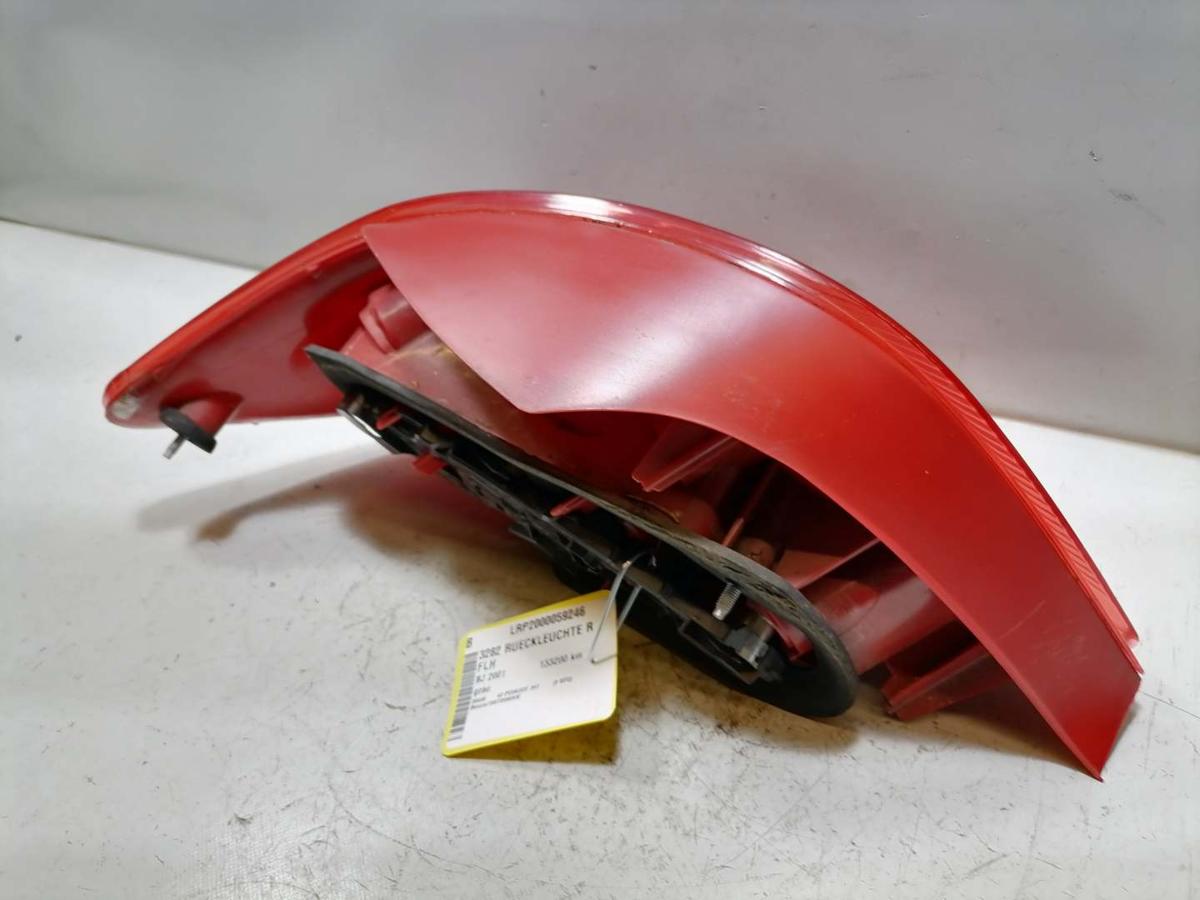 Peugeot 307 original R&uuml;cklicht R&uuml;ckleuchte Schlussleuchte rechts Flie&szlig;heck Bj.2001